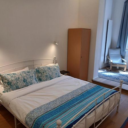 Little Apartment Over The Canal بولونيا المظهر الخارجي الصورة